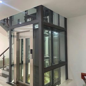 kinh-nghiem-khi-lap-dat-thang-may-kinh-gia-dinh-uu-nhuoc-diem-vi-tri-phu-hop