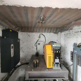 kinh-nghiem-xay-phong-may-thang-may-5-luu-y-can-biet-truoc-khi-thi-cong